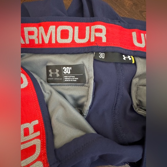 Under Armour Men's Navy Flat Front Shorts - Picture 3 of 4